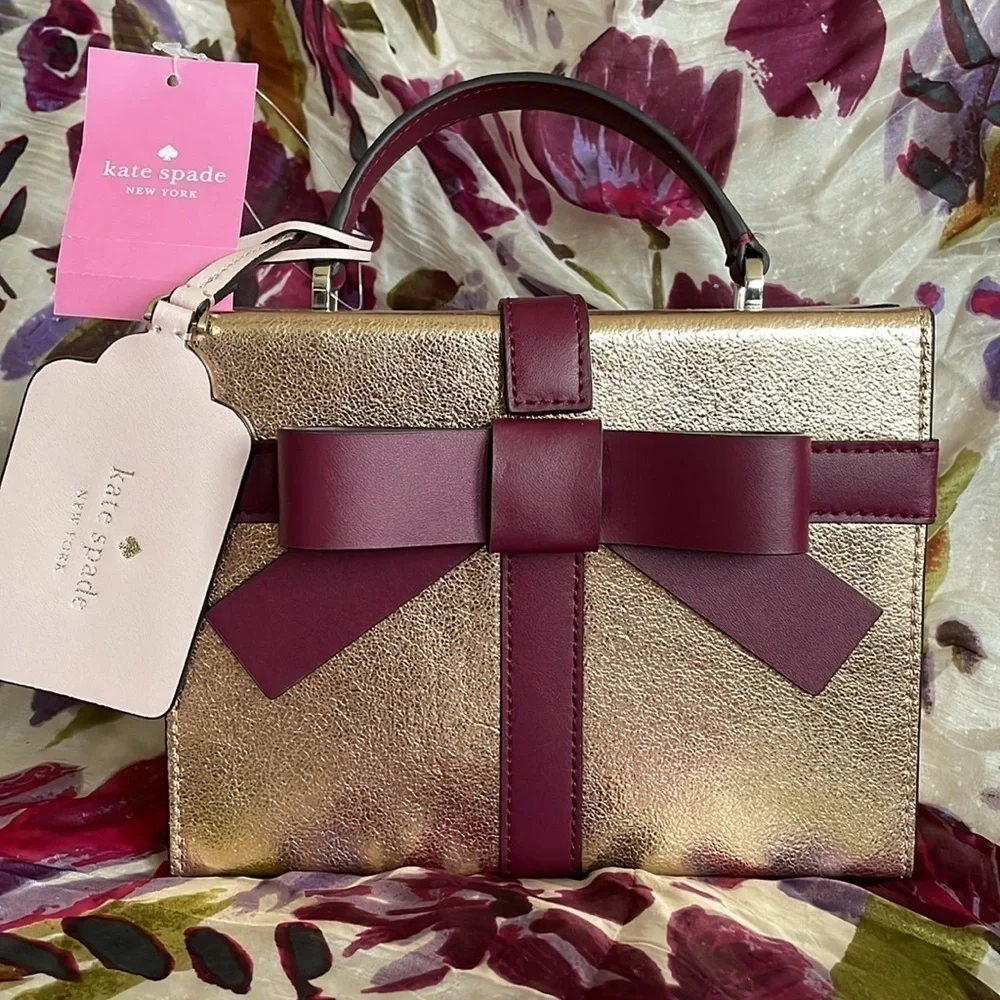 Brand New Kate Spade Leather Wrapping Party Gift Box Present Crossbody Purse